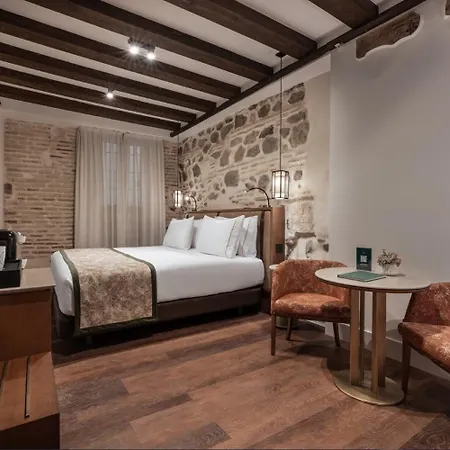 فندق Aurea 4*